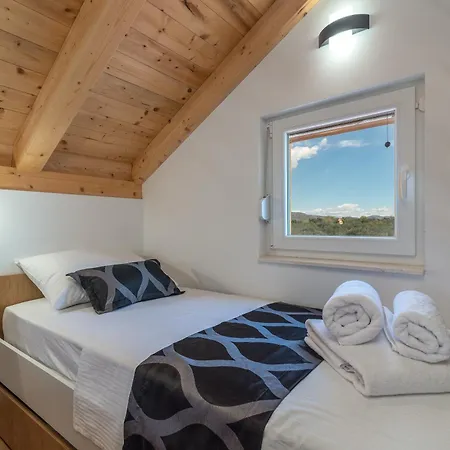 House Olive Land Holiday home