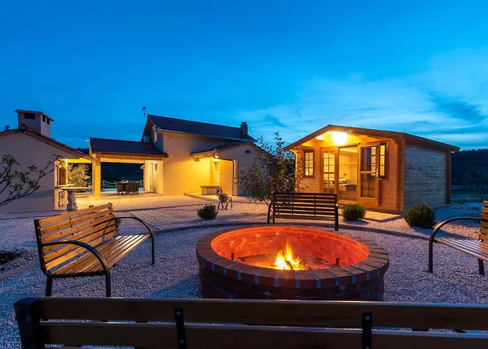 House Olive Land * Gustirna